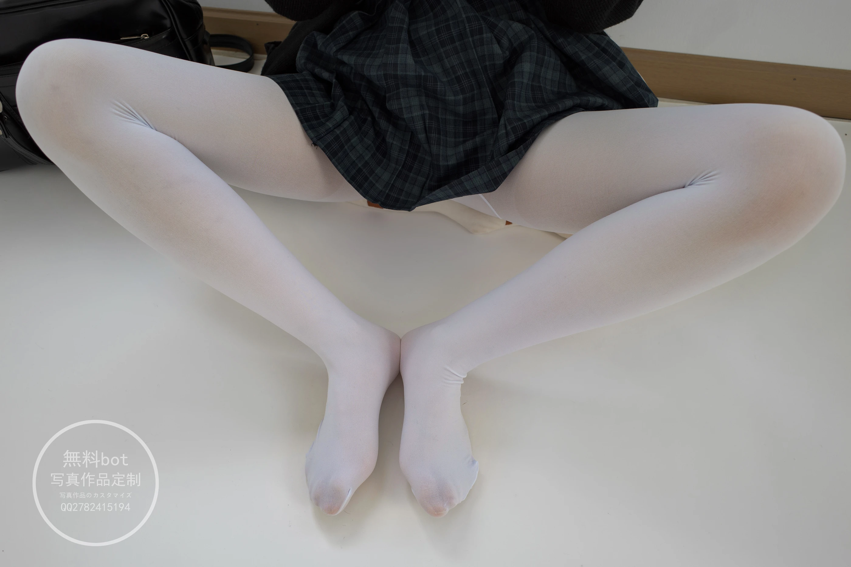 森萝财团 有料002  小香 室内JK白丝少女 [86P]插图5